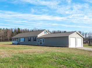 2226 Airport Rd, New Lexington, OH 43764