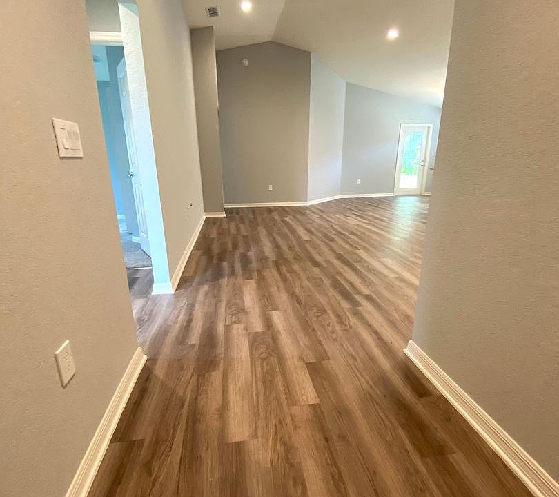 1st image of 913 Pearly Ridge Ln