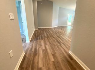 913 Pearly Ridge Ln, Lakeland, FL 33809