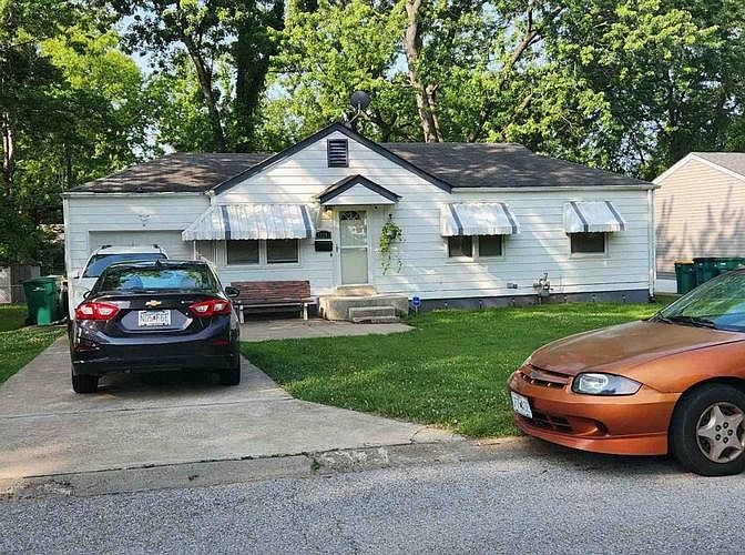 1st image of 1134 Esquire Dr