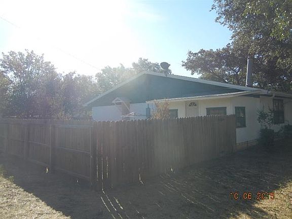 3rd image of 6924 Clifden Dr