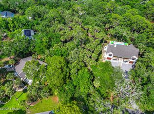 6 Fiddlers Trace Rd, Saint Helena Island, SC 29920
