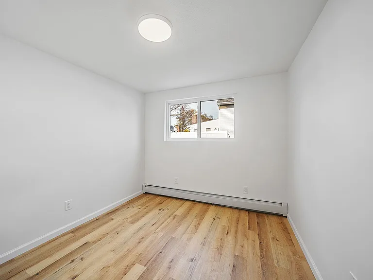 338 Virginia Ave — Photo 6