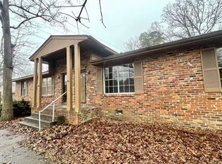 958 Ely Rd, Hixson, TN 37343