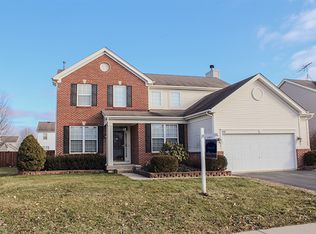 49 Greenbriar Dr, Gilberts, IL 60136