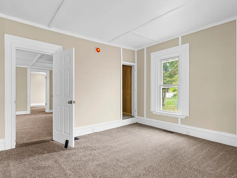 113 Barlow St #1 — Photo 10