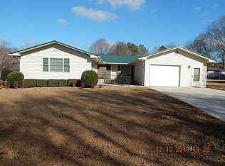 30 Woodglen Dr, Cedartown, GA 30125