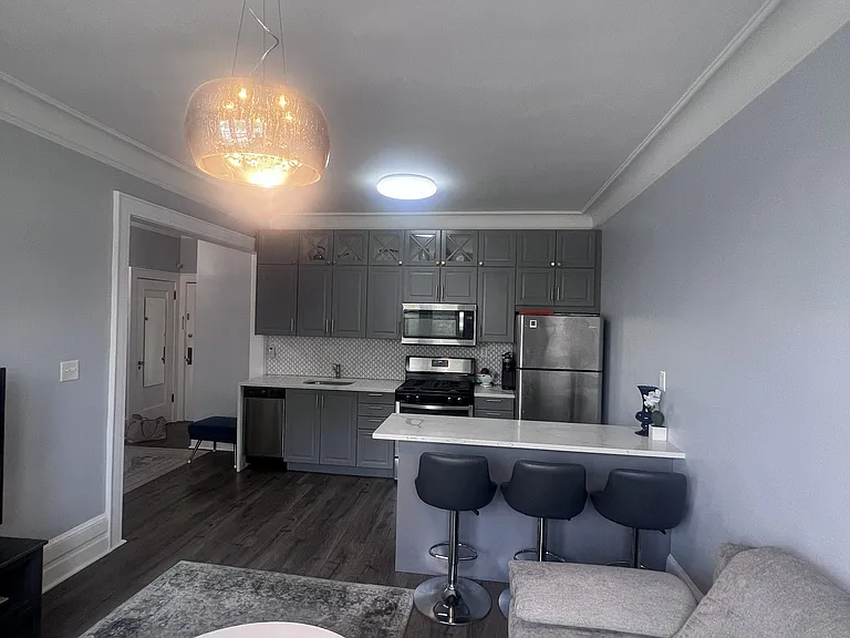 16 Forest St #404 — Photo 4