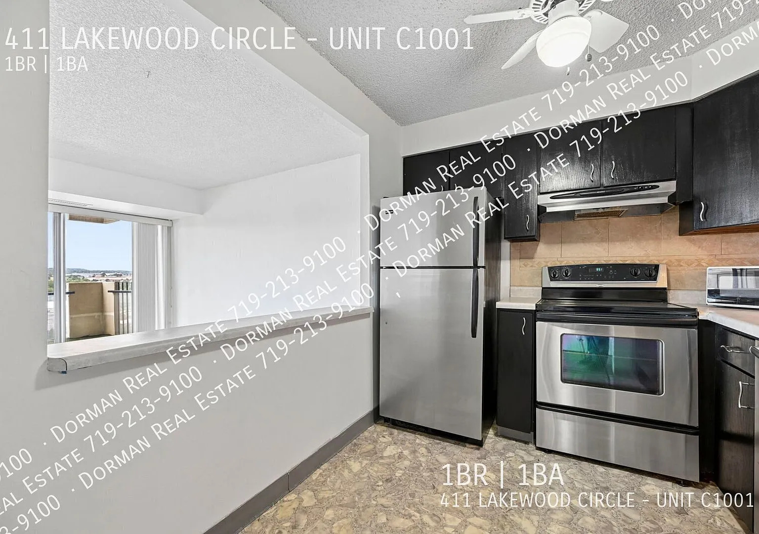 Utilities Included In Rent - Beautiful High-Rise Studio — Photo 4