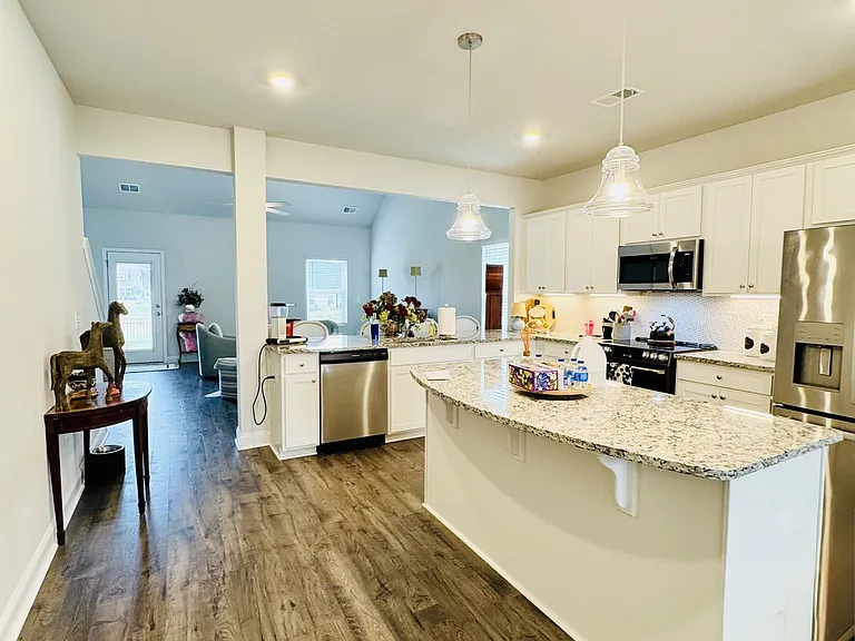 2464 Campton Loop — Photo 10