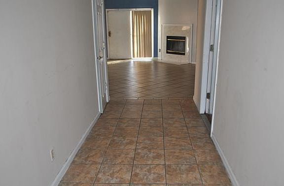 3rd image of 7781 Pikes Peak Dr