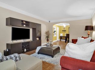 2166 Bronx Park E APT 1B, Bronx, NY