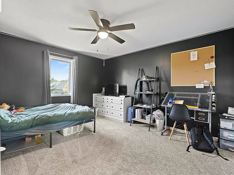 2226 Bluewater Trl — Photo 23