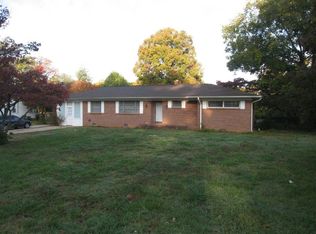 204 Hammett Bridge Rd, Greer, SC 29650