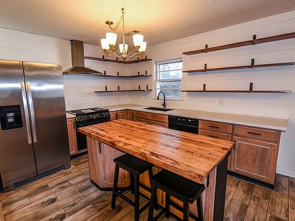 4th image of 2878 Cultra Rd
