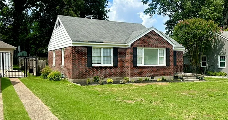 3634 Autumn Ave — Photo 1