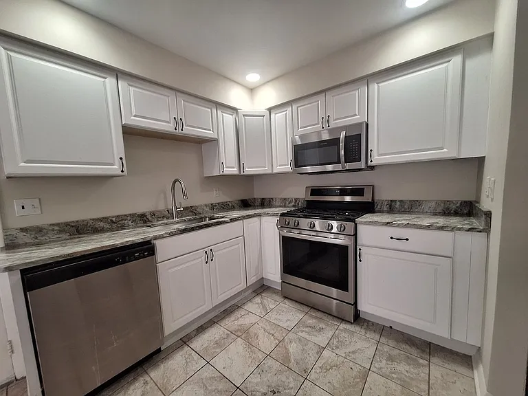 32834 Rosenbusch Dr — Photo 6