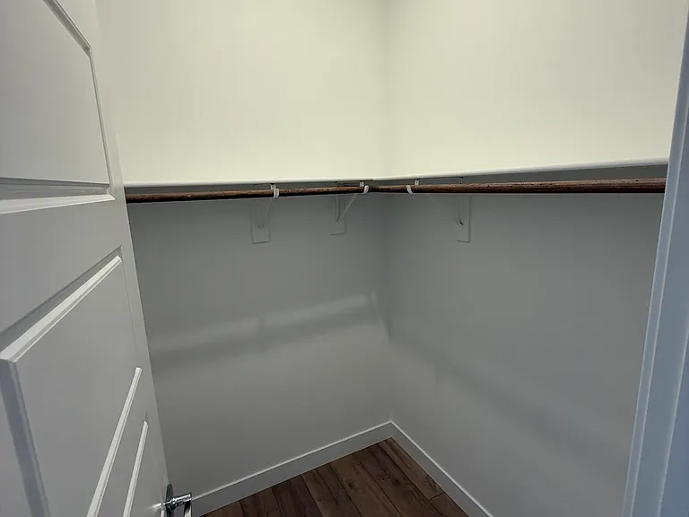 Walk in closet