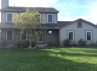 1541 Indian Creek Dr, Perrysburg, OH 43551