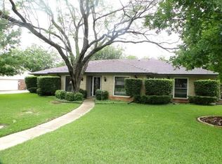 6433 Devonshire Dr, North Richland Hills, TX 76180