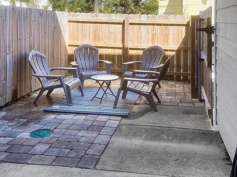 218 N De Villiers St — Photo 23