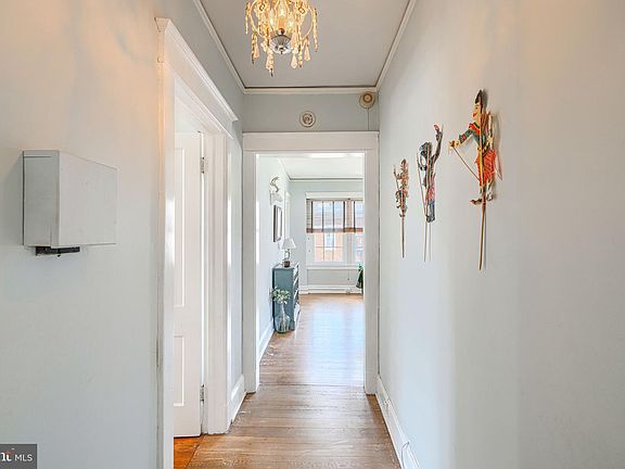 5th image of 607 Somerset Rd APT 5