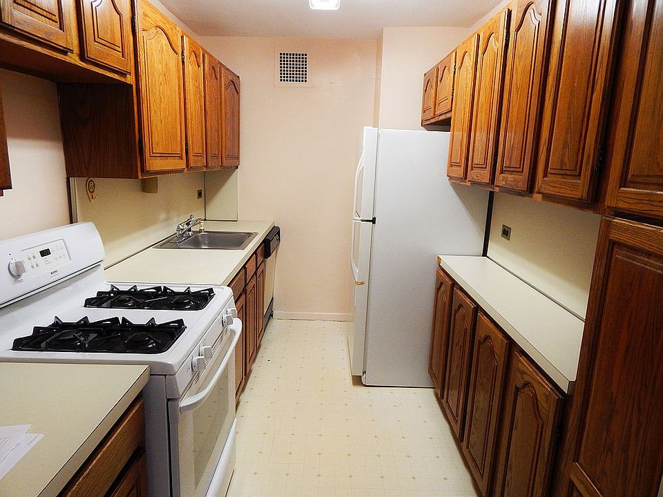 1st image of 3131 Brighton 13 St #16T