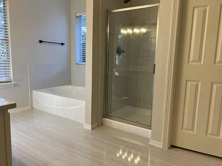 1400 Clear Creek Dr — Photo 11