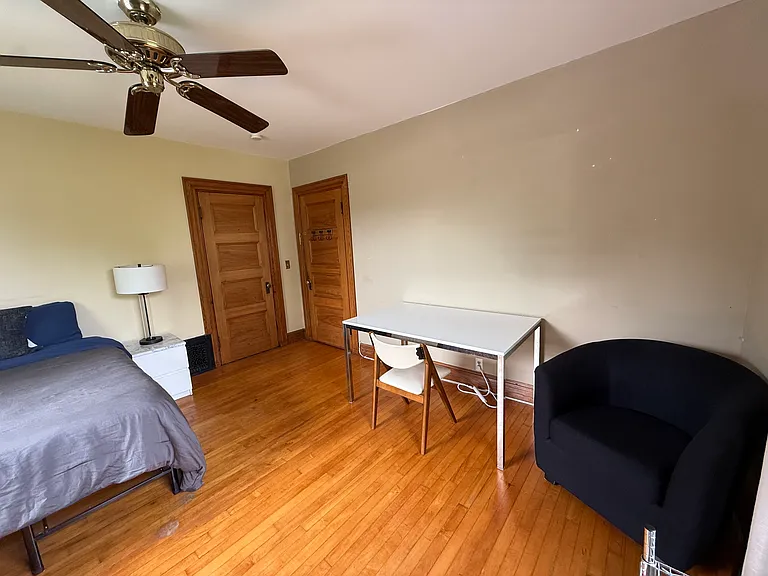 Bedroom #1