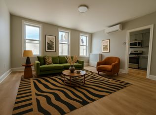 731 Metropolitan Ave #2F, Brooklyn, NY 11211