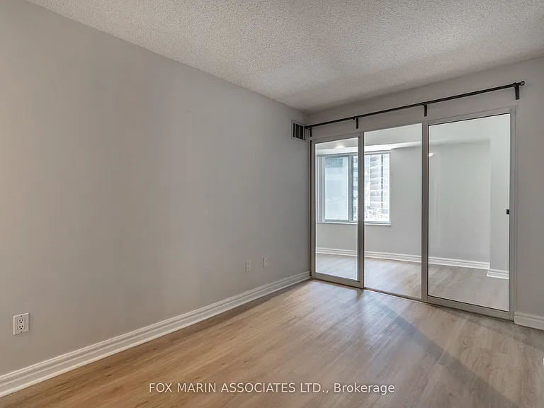 33 University Ave #303 — Photo 6