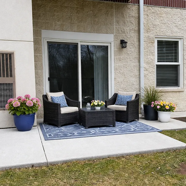 Hines View Apartments