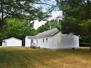 5599 Davis Rd, Muskegon, MI 49441