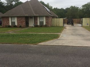 34233 Hawks Cv, Denham Springs, LA 70706