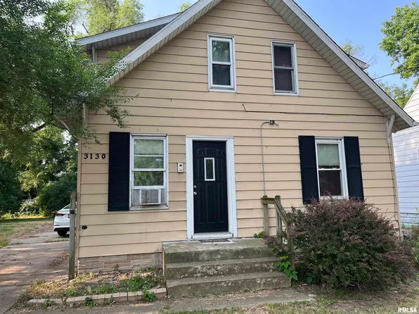 3130 W Latrobe St, Peoria, IL 61605