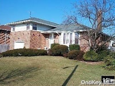 4103 Bayberry Lane, Seaford, NY, 11783