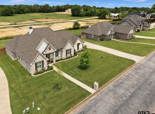 226 Sunnys Halo Blvd, Bullard, TX 75757