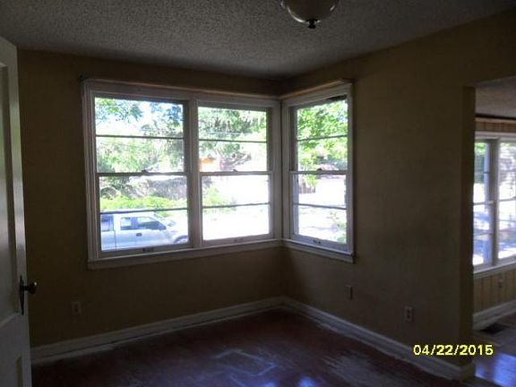 2nd image of 122 W 63rd St