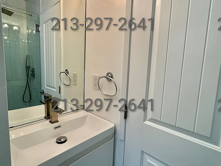 7260 1/2 Fountain Ave #3 — Photo 9