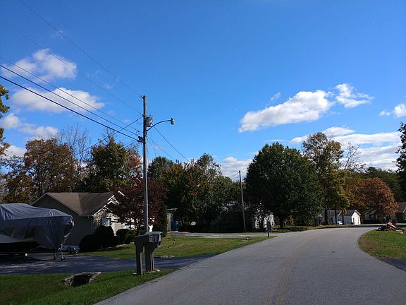 5th image of 121 Marymont Dr