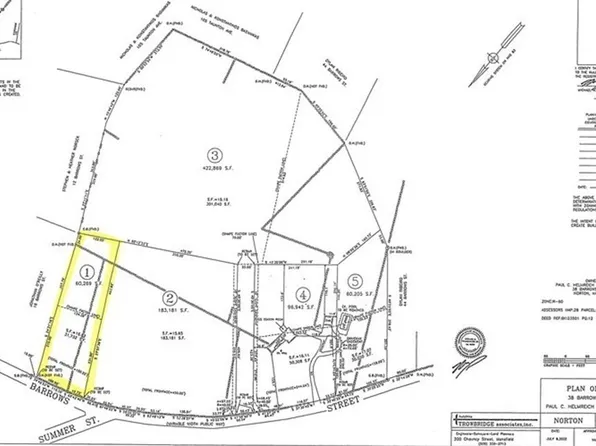 1 Barrows St, Norton, MA 02766