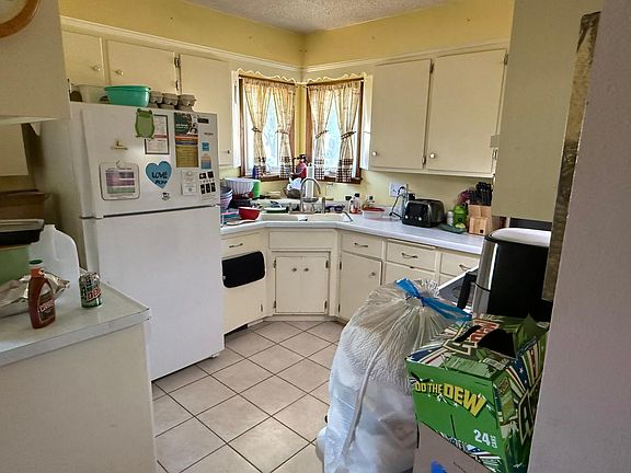 2nd image of 502 Brins Ct SE