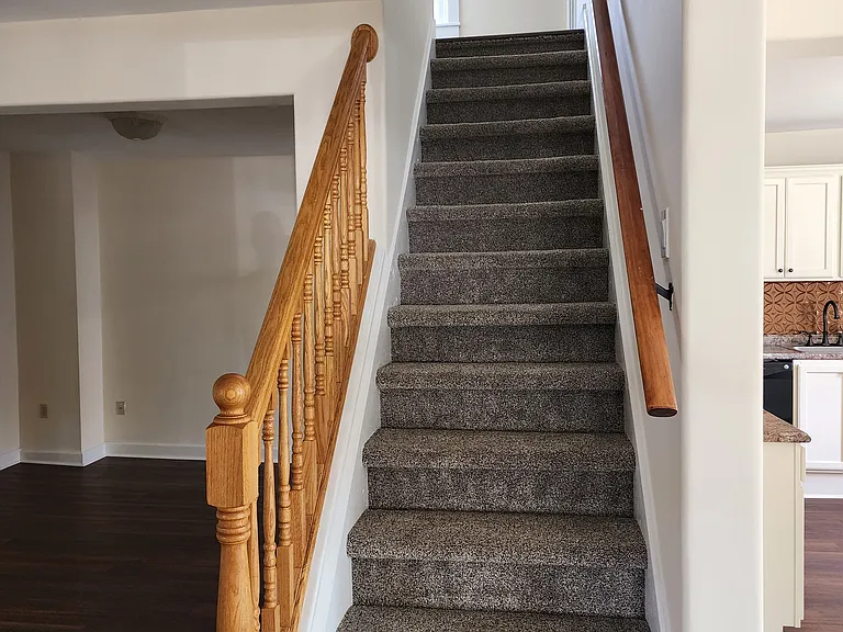 141 N Main St — Photo 11