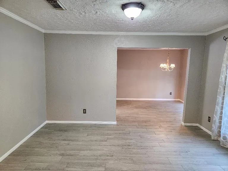 2322 Deer Valley Dr — Photo 7