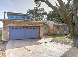 2143 Yardley Cir, Pensacola, FL 32526