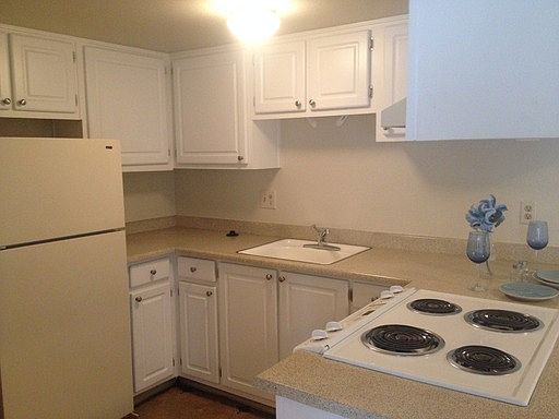 1st image of 4948 Stamas Ln APT 5