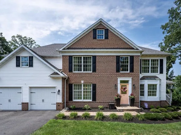 37 Stephanie Rd, Birdsboro, PA 19508