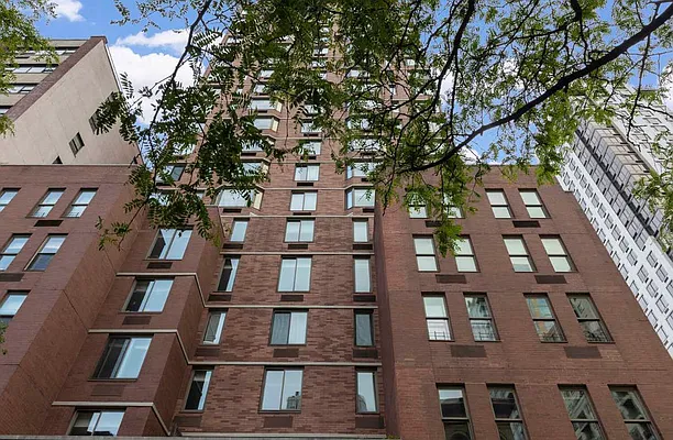 Rented by Compass | media 43