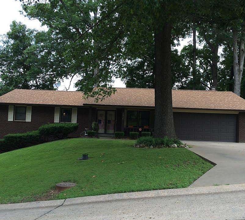 1st image of 2034 Allen Dr