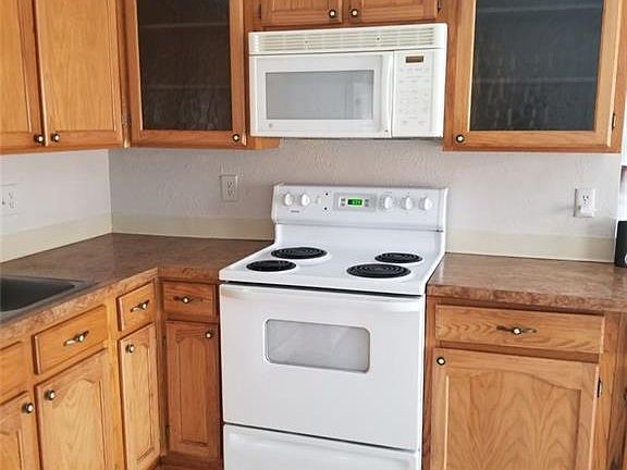4th image of 1813 Concho Dr